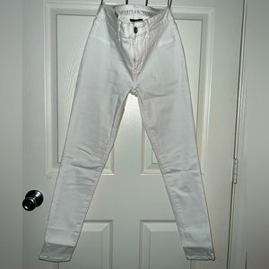 White jeans never worn size 2S
